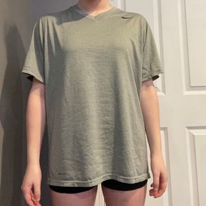 mens dri fit nike tee